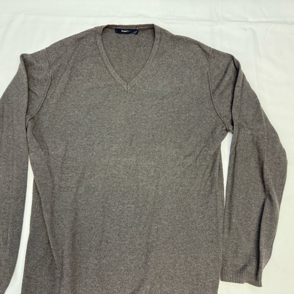 Gray V-Neck Sweater Zenga Sport  with Long Sleeves